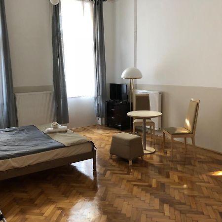 Downtown Apartment ブダペスト エクステリア 写真
