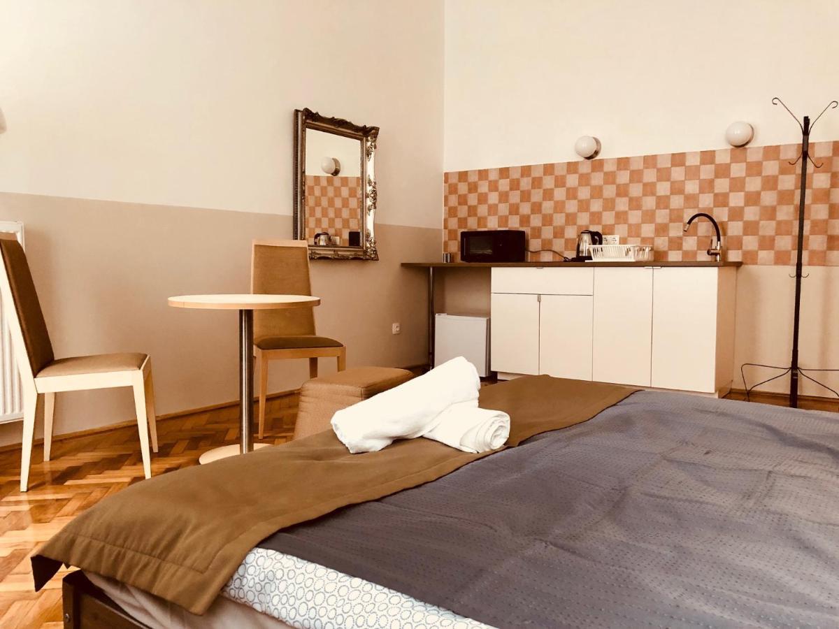 Downtown Apartment ブダペスト エクステリア 写真