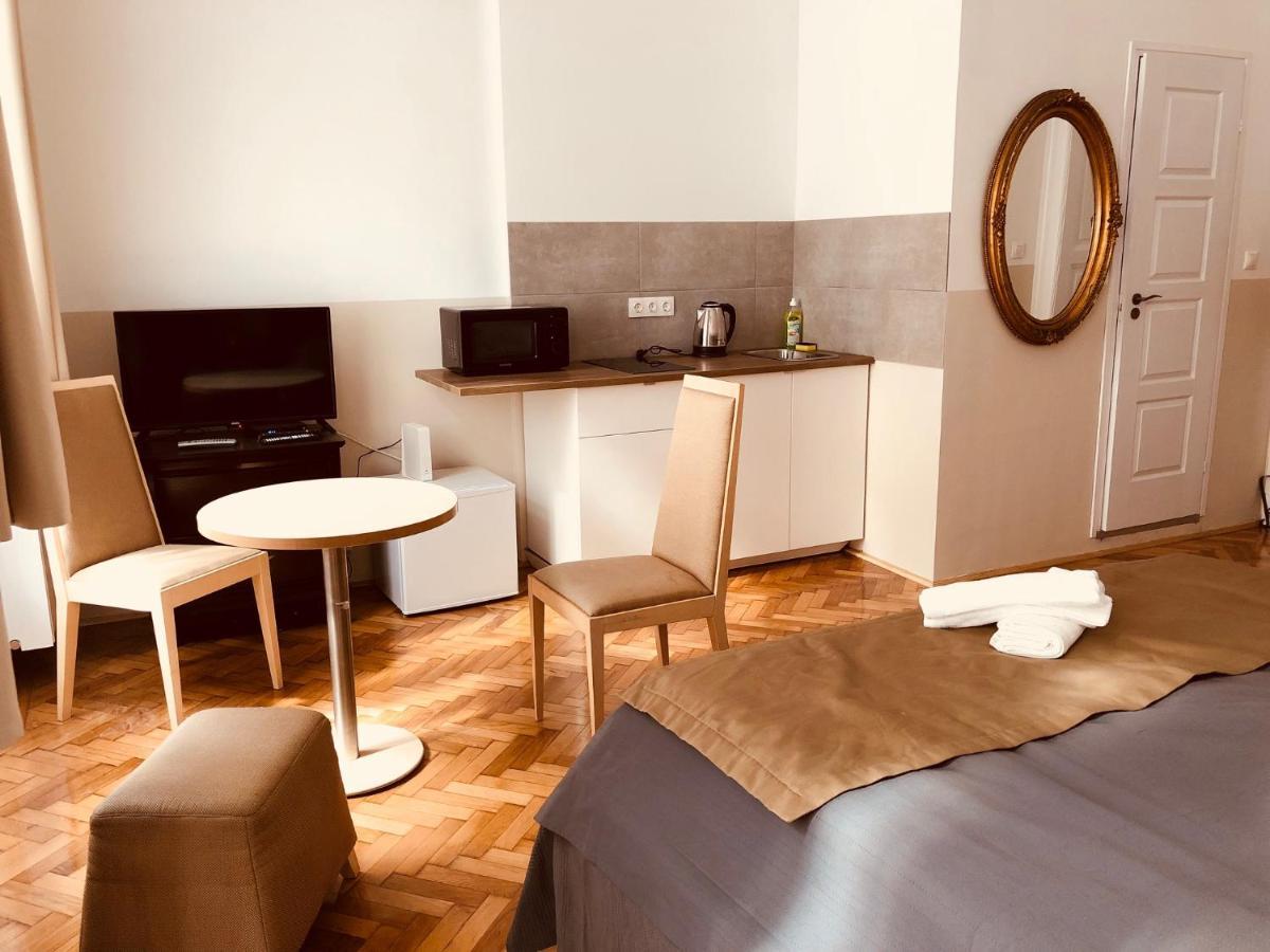 Downtown Apartment ブダペスト エクステリア 写真