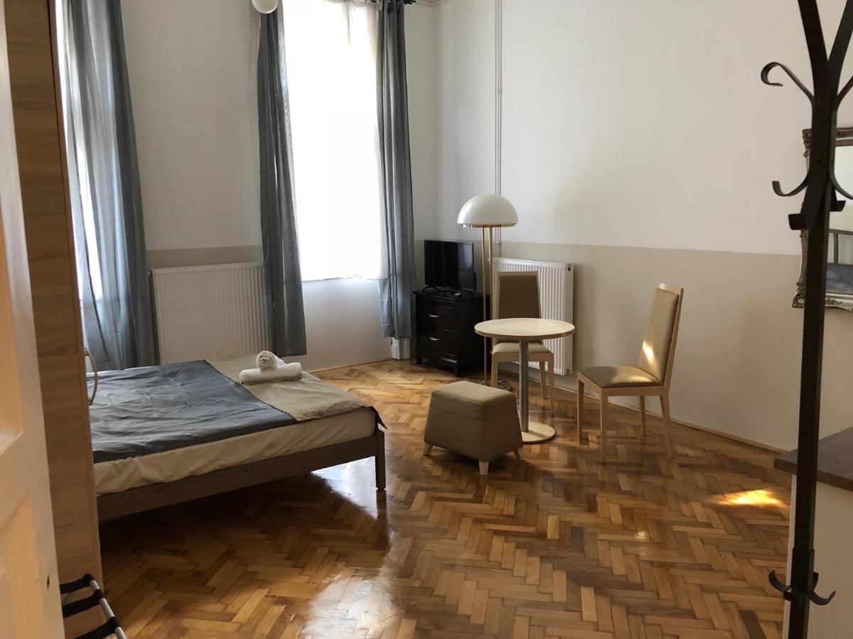 Downtown Apartment ブダペスト エクステリア 写真